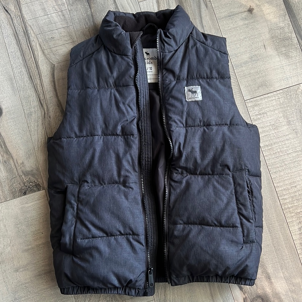 Abercrombie 9/10 boys vest